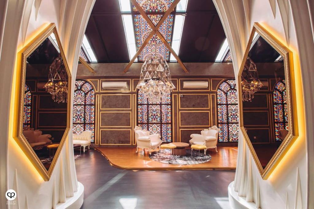 Arte Mont Kiara-netflix-muji-muji-6pax Kuala Lumpur